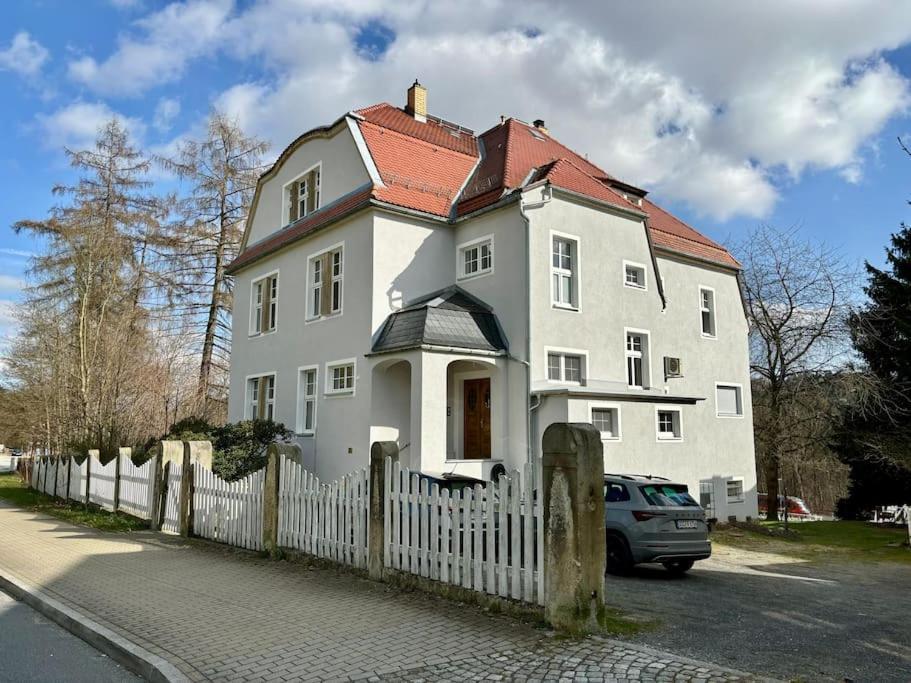 Gemuetliches Refugium Am Bahnhof - Perfekt Zum Erkunden Der Saechsischen Schweiz Apartment Зебниц Екстериор снимка